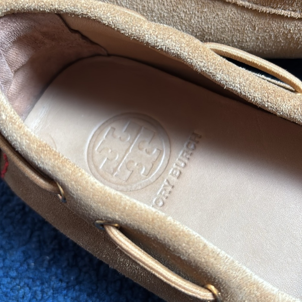 Tory Burch brown suede moccasins sz 10 w/ box - Picture 4 of 8